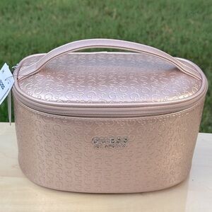 Guess Travel Makeup Case with Handle in Pink Champagne (new, with tags)